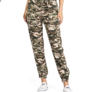 Love Tree Camo Tencel Joggers Size Large
